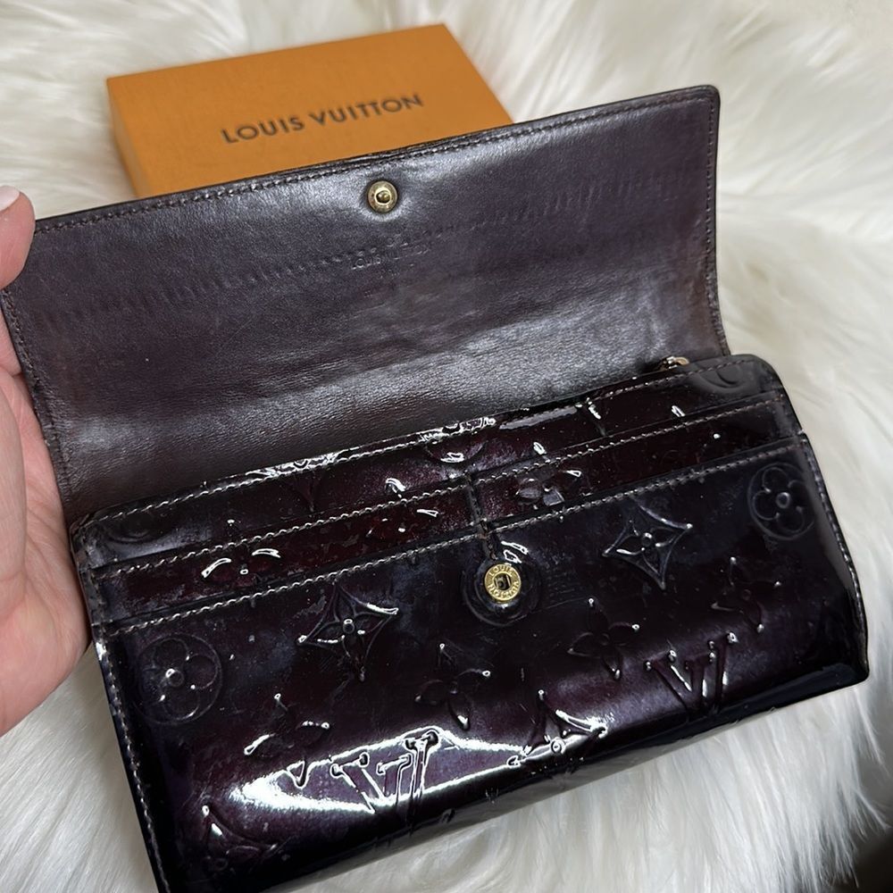 💯Authentic Louis Vuitton Vernis  Bifold Wallet🍀 - Picture 8 of 14